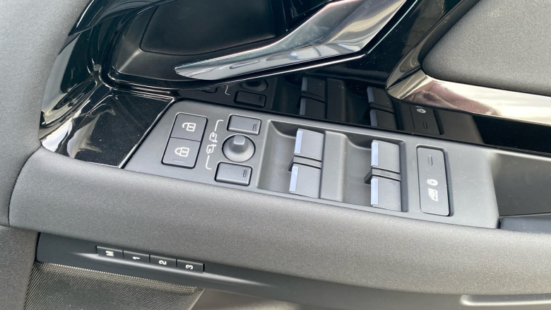 Land Rover Range Rover Evoque 1.5 P270e Edition 5dr Auto Hatchback